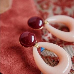 Sezane Mila earrings.